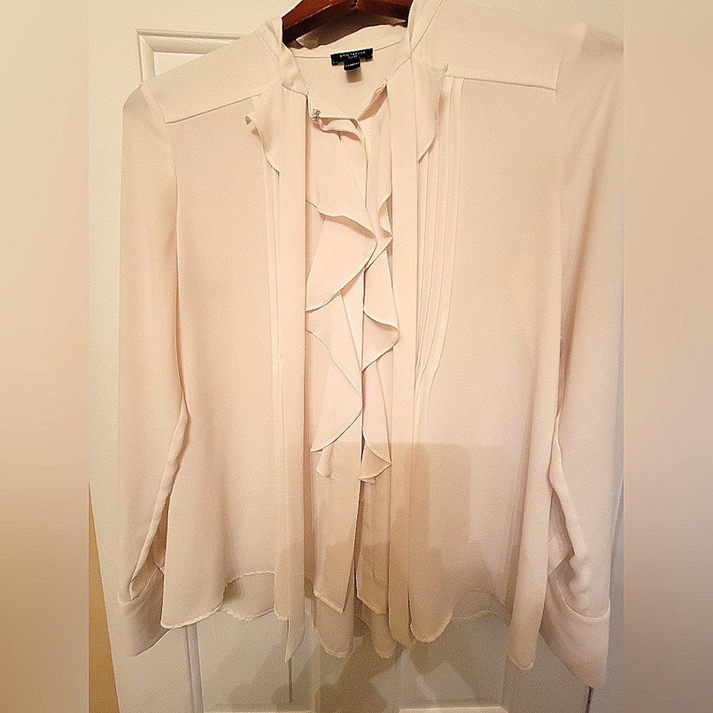 Ann Taylor SP long sleeve white dress shirt